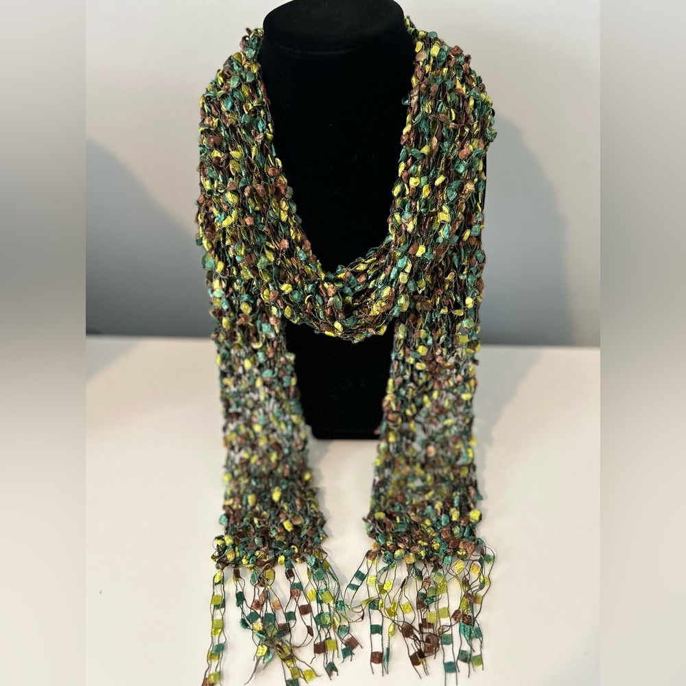 Handcrafted Evergreen Ladder Ribbon Knit Scarf